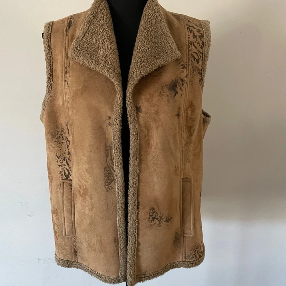 Dana Buchman Shearling Vest Women Size 10 Cognac Faux Suede Sherpa Cabincore - Picture 9 of 11